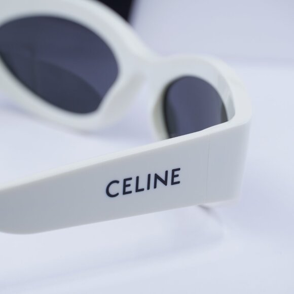 Celine CL40288I 25A MONOCHROMS Cat Eye Sunglasses–Ivory\Grey - Picture 6 of 9